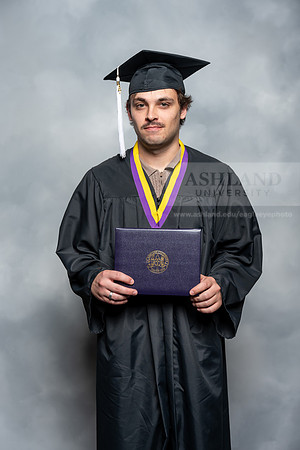 142SpGradBachelorArts0525AU-Graduation-2025-Andrew-0638