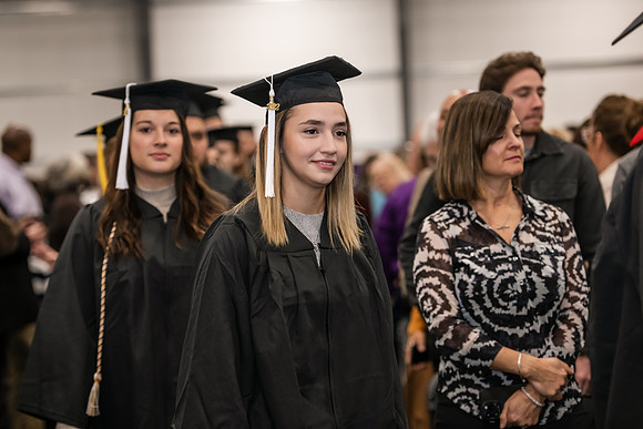 062WIGradProcessional1222ALW_0122