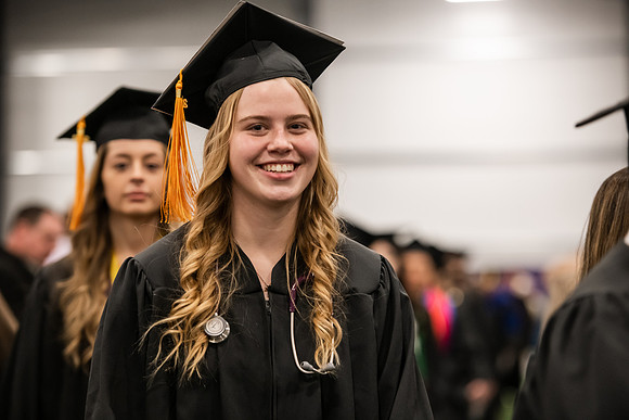 159WIGradProcessional1222ALW_0205