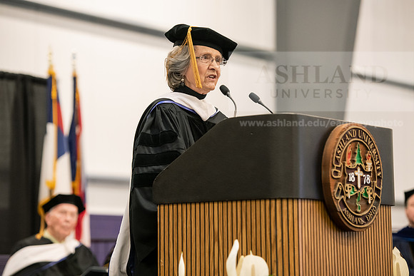 204SPGradCeremony0522ALW_1002