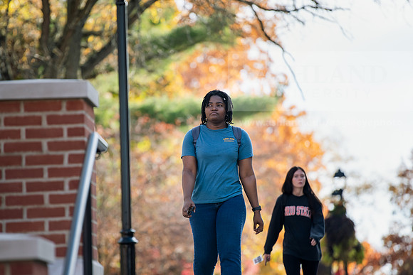 FallCampusLife1022ALW_0851