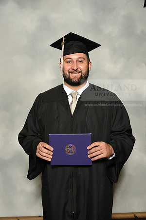 049BachelorBusinessWiGrad1221MP7_0943