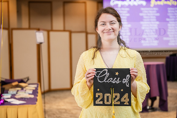 WinterGradCelebration1224AWB_6086