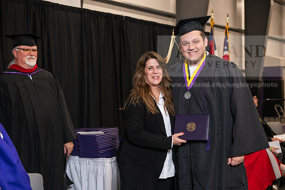 027SpGradBachelorSocialWork0524AWB_9909