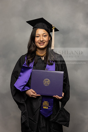075SpGradMasterBusiness0524CCP10693