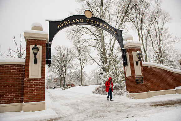 WinterCampusLife0123ALW_3510