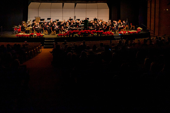 BandChristmasConcert120923MC_6581