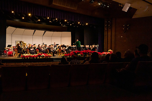 BandChristmasConcert120923MC_6634
