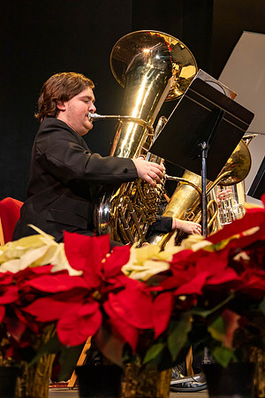 BandChristmasConcert120923MC_6549