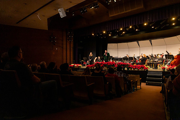 BandChristmasConcert120923MC_6462