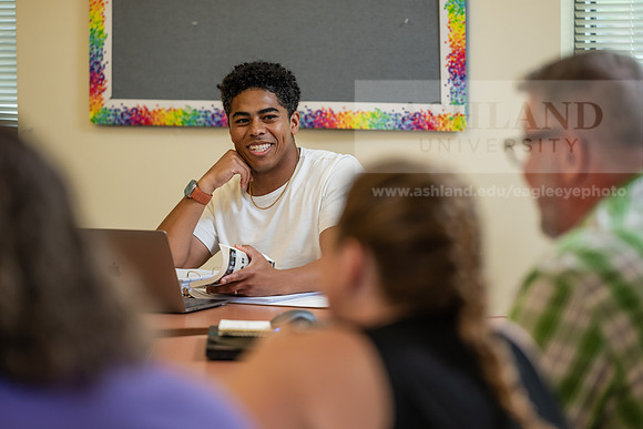 MAHGClassroom0725AWB_3107