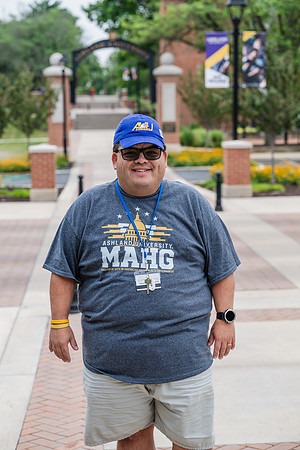 MAHGAroundCampus0725AWB_2741