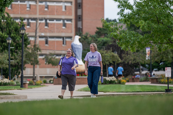 MAHGAroundCampus0725AWB_3487