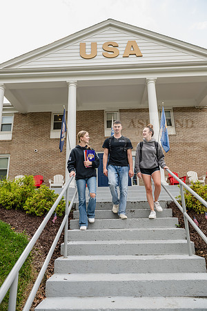 USAHouseMilitaryConnected0925AWB_6106