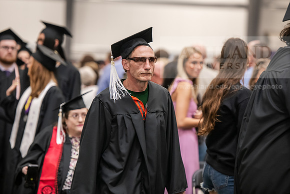 185SpGradProcessional0525AWB_2432