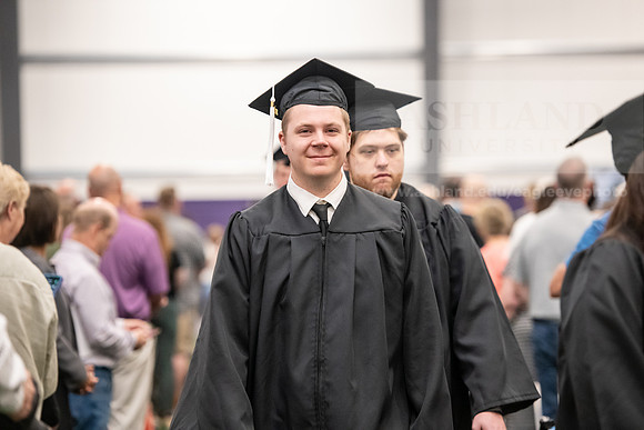 137SpGradProcessional0524AWB_8569