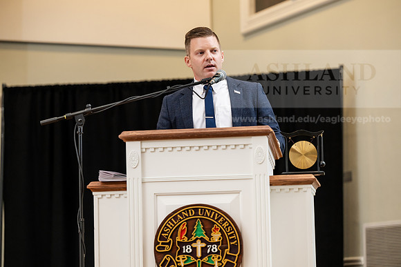 034PAWhiteCoatCeremony0825AWB_3444