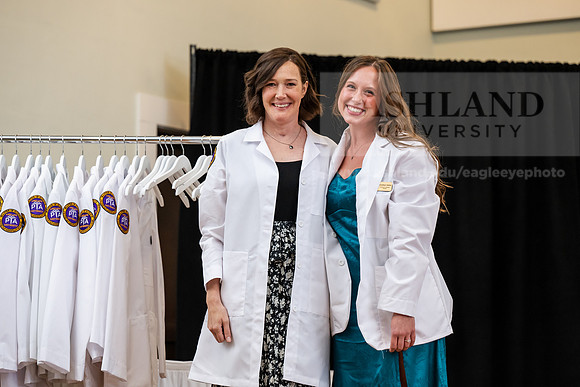 081PAWhiteCoatCeremony0825AWB_3522