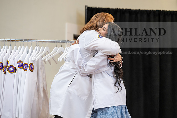 099PAWhiteCoatCeremony0825AWB_3559