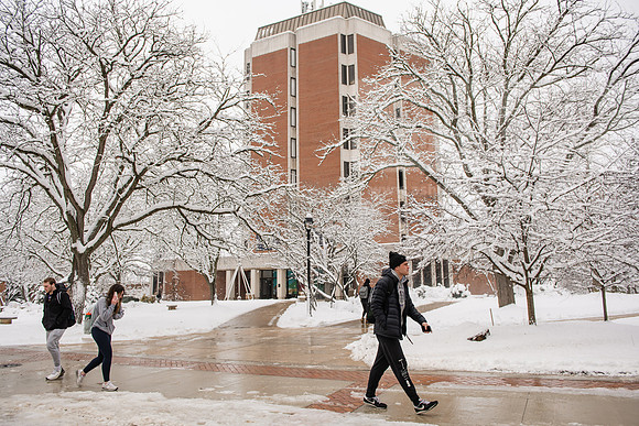 WinterCampusLife0123ALW_3965