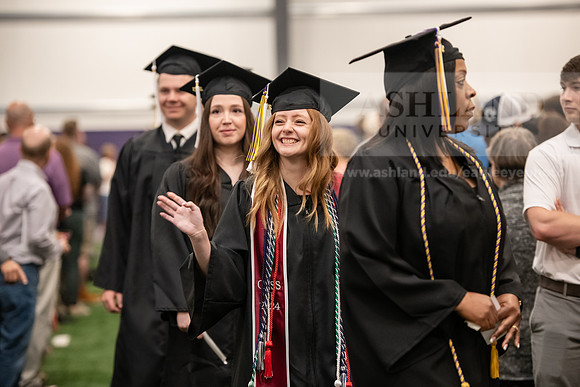 135SpGradProcessional0524AWB_8566