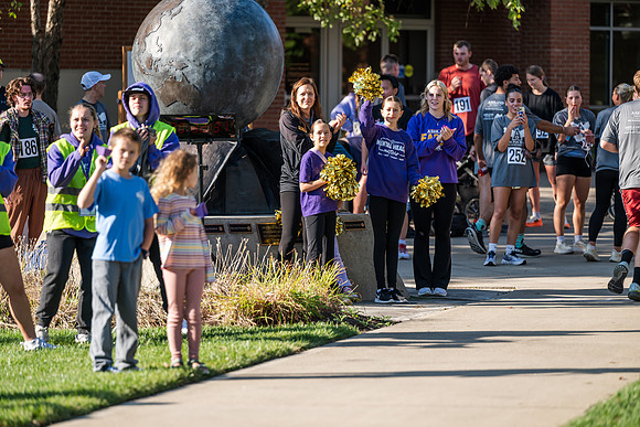 Homecoming5kRunWalk1025AWB_0132