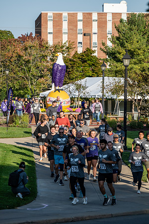 Homecoming5kRunWalk1025AWB_9938