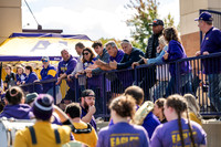 HomecomingAUvThomasFtBall1025AWB_0762
