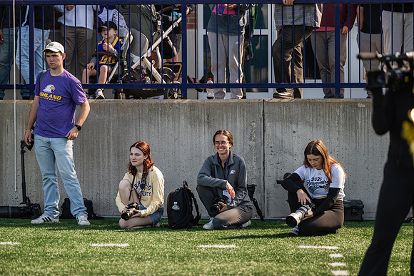 HomecomingAUvThomasFtBall1025AWB_1224