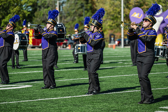 HomecomingFootballHalfTime1025AWB_1520