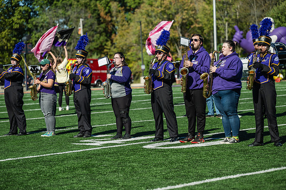 HomecomingFootballHalfTime1025AWB_1527