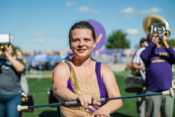 HomecomingFootballHalfTime1025AWB_1618