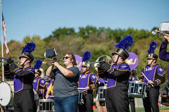 HomecomingFootballHalfTime1025AWB_1545