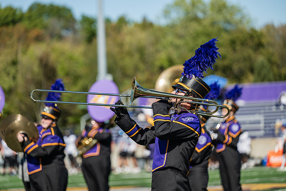HomecomingFootballHalfTime1025AWB_1599