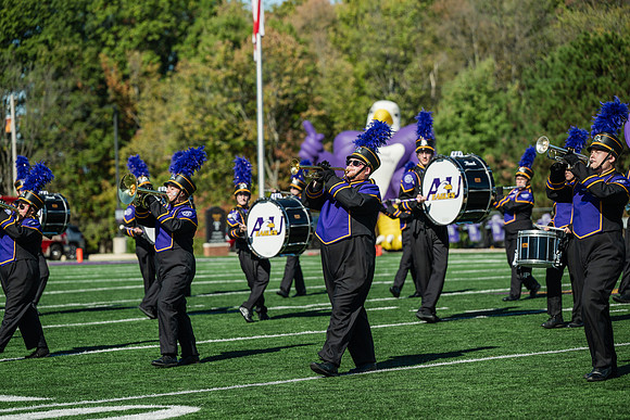 HomecomingFootballHalfTime1025AWB_1502