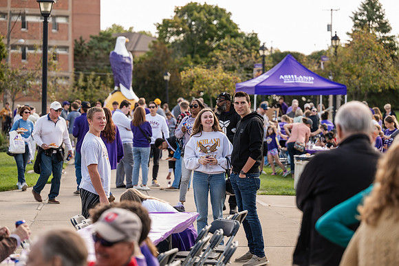 HomecomingPizzaPizzaPizza1025AWB_0689