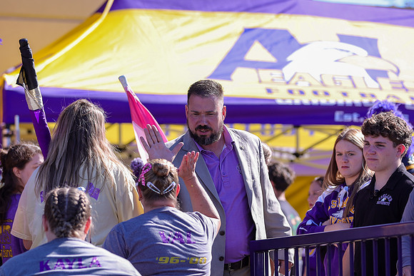 HOCO1025_JK_3921