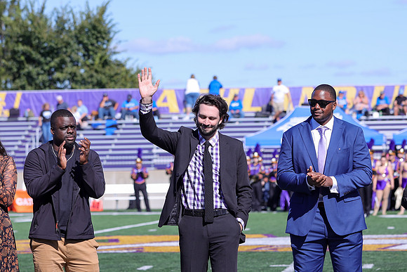 HOCO1025_JK_3882