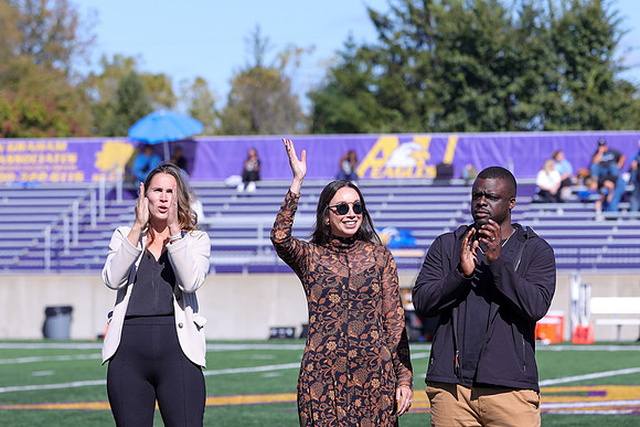 HOCO1025_JK_3880