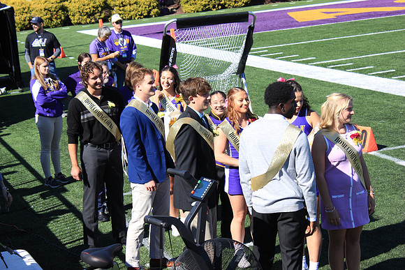 HomecomingFB_1025_CS_0874