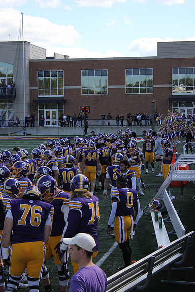 HomecomingFB_1025_CS_0715