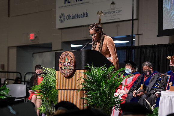 101WiGradCeremony1221ALW_6380