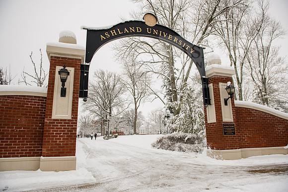 WinterCampusLife0123ALW_3512