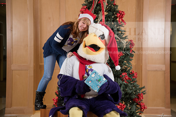 159TuffyChristmas1216ALW_9620