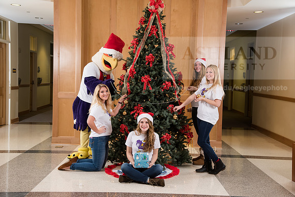 016TuffyChristmas1216ALW_9402