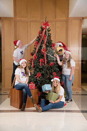 102TuffyChristmas1216ALW_9531