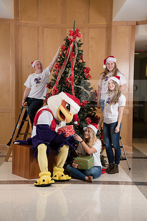 118TuffyChristmas1216ALW_9557