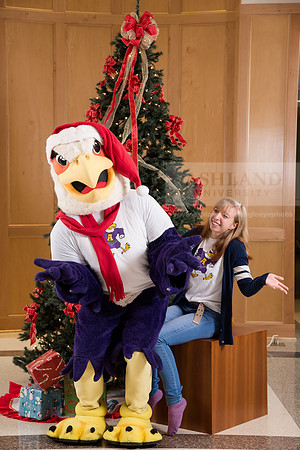 068TuffyChristmas1216ALW_9481