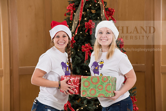 003TuffyChristmas1216ALW_9386
