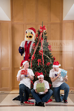 039TuffyChristmas1216ALW_9446
